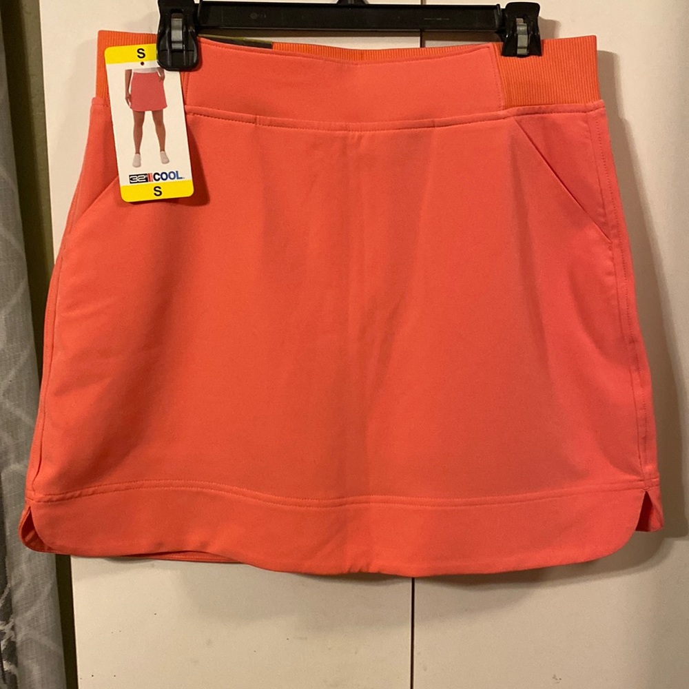 32 Degrees Cool Women’s Stretch Woven Skort Size Small/XXL Color Sugar Coral New